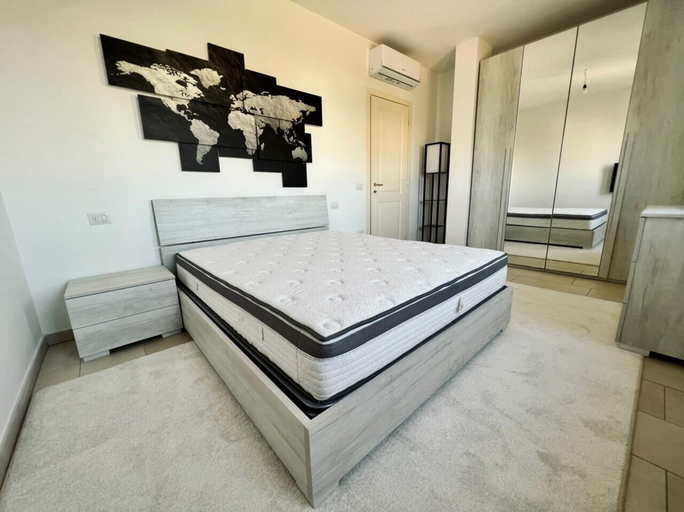 Bedroom 2, Modern renovated apartment in Olbia with, Olbia-Tempio