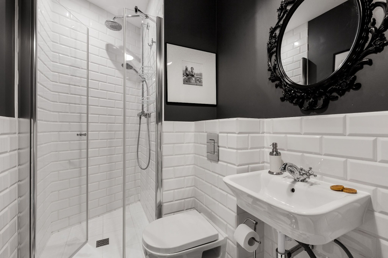 Bathroom 3, Happy Stay Old Town Tartaczna 26 A, Gdańsk City