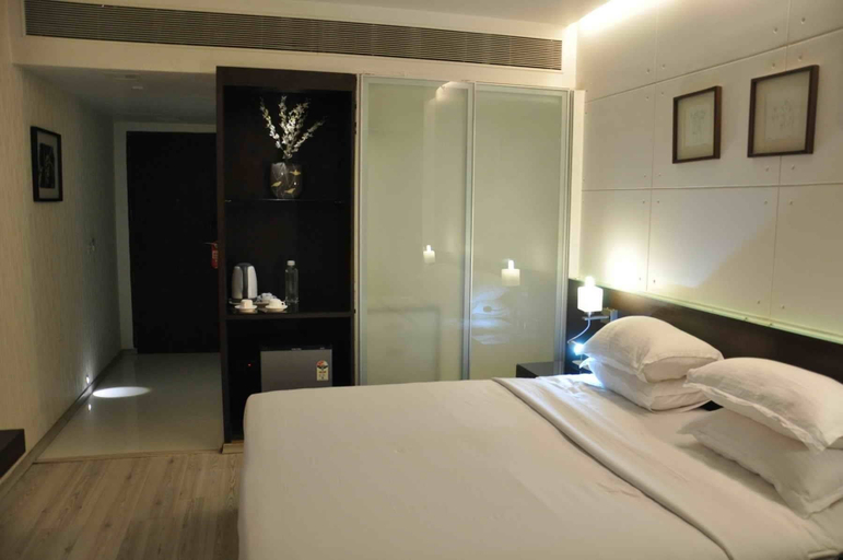 Bedroom 2, Comfort Inn Sunset, Ahmadabad