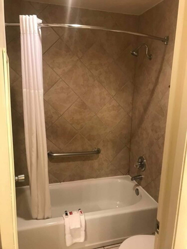 Bathroom 4, Days Inn by Wyndham Abilene, Taylor