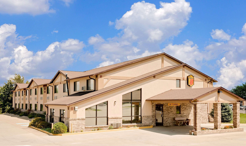 Exterior & Views 2, Super 8 by Wyndham Centerville, Appanoose