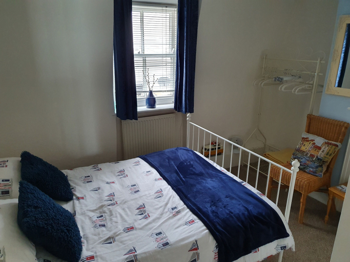 Bedroom 3, Lyndale Guest House, Dorset