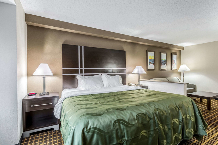 Bedroom 4, Quality Inn & Suites El Paso I-10, El Paso
