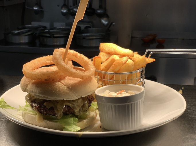 Food & Drinks 5, The Dog & Doublet Inn, Warwickshire