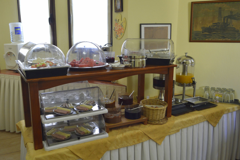 Food & Drinks 5, Denise Hotel, Thessaly