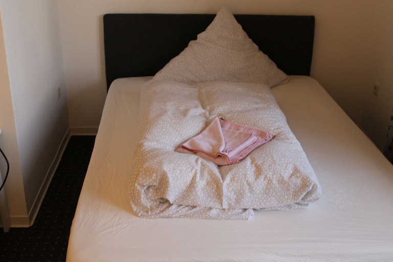 Bedroom 2, Apartmenthäuser Störtebeker, Aurich