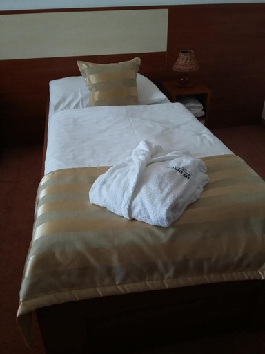 Bedroom 2, Hotel Auto Jas, Nitra