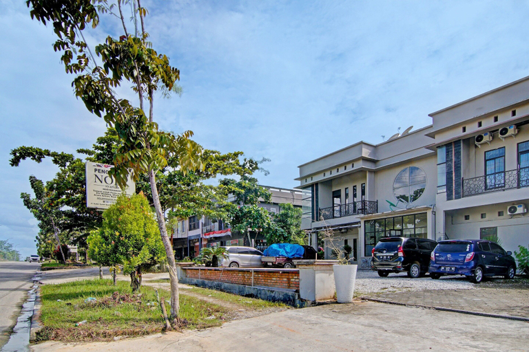 Exterior & Views 2, Hotel O Penginapan Noer Syariah, Pelalawan