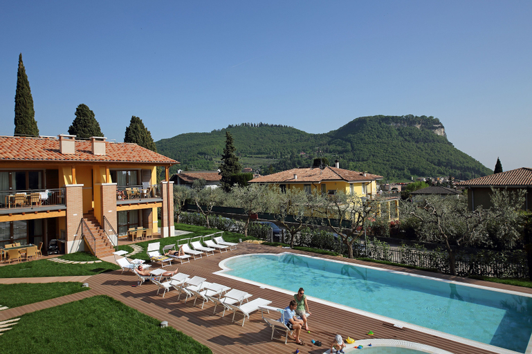 Exterior & Views 2, Residence Corte Leonardo, Verona