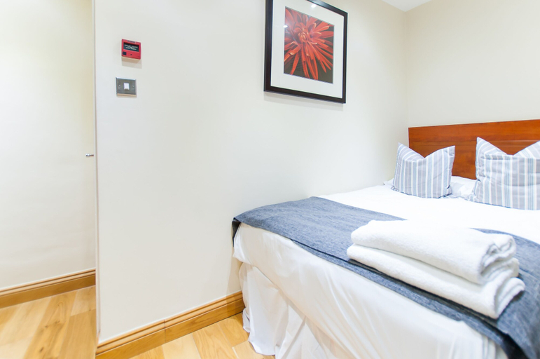 Bedroom 2, PML Apartments Gloucester Place, London