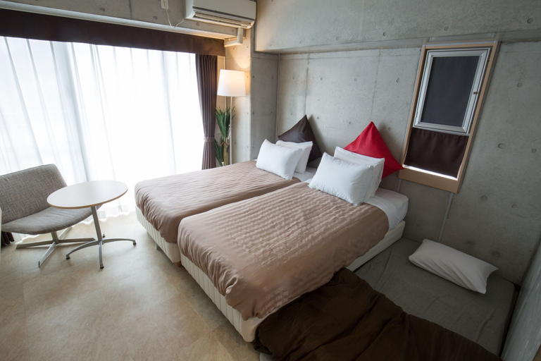 Bedroom 4, Condominio Makishi, Naha
