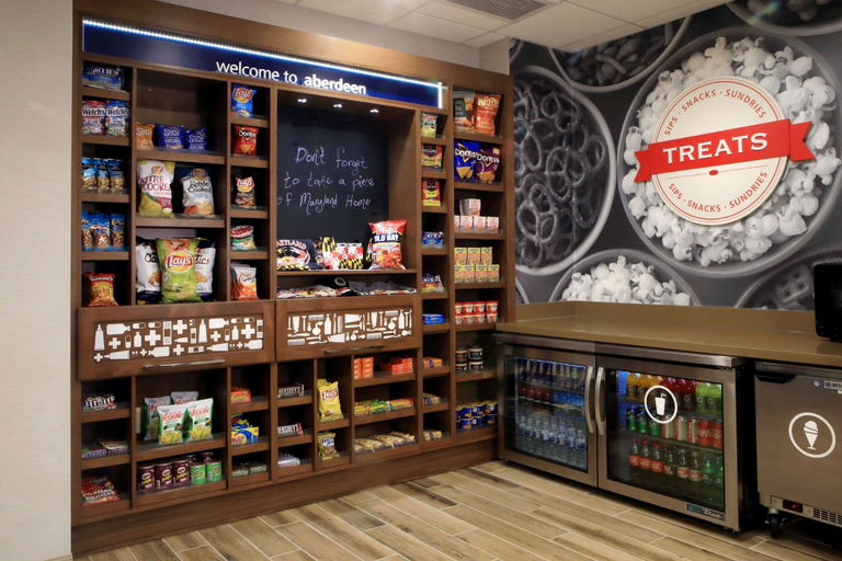 Food & Drinks 5, Hampton Inn & Suites Baltimore/Aberdeen, Harford