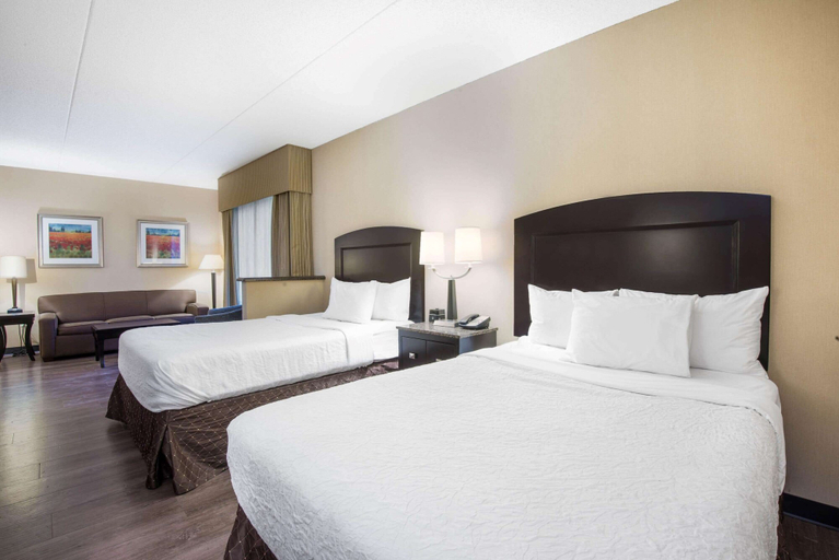 Bedroom 4, La Quinta Inn & Suites by Wyndham Bel Air/I-95 Exit 77A, Harford