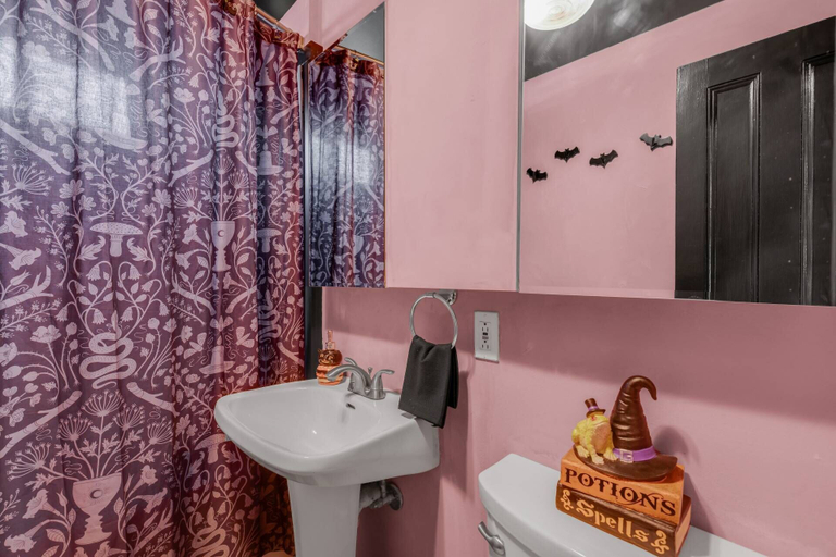 Bathroom 4, The Warlock House, Essex