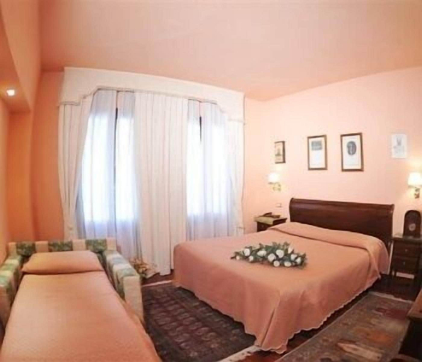 Bedroom 3, Villa Crispi, Venezia