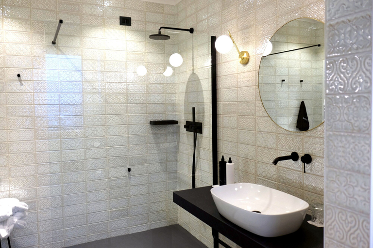 Bathroom 5, Hotel Luise, Trento