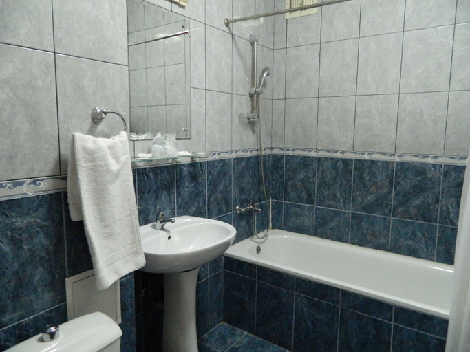 Bathroom 4, Elizeu Hotel, Municipiul Bucuresti
