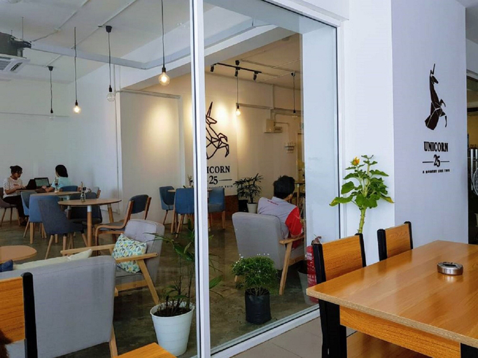 Food & Drinks 5, Skypod Residence, Puchong