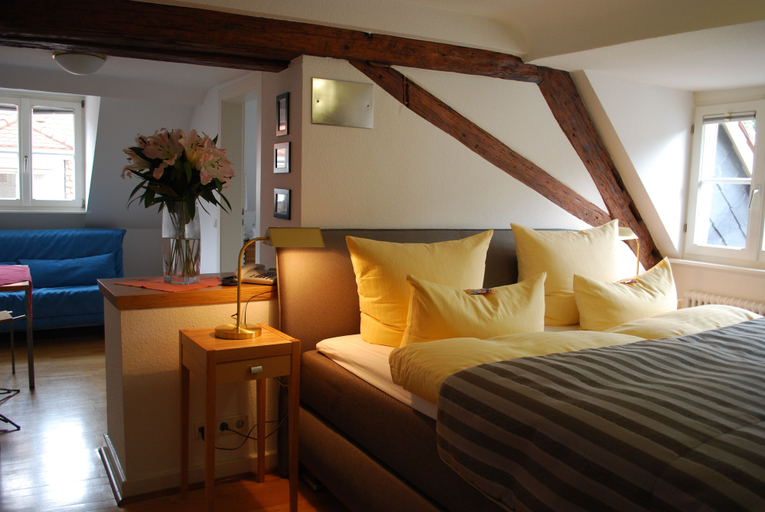 Bedroom 5, Goldener Falke, Heidelberg