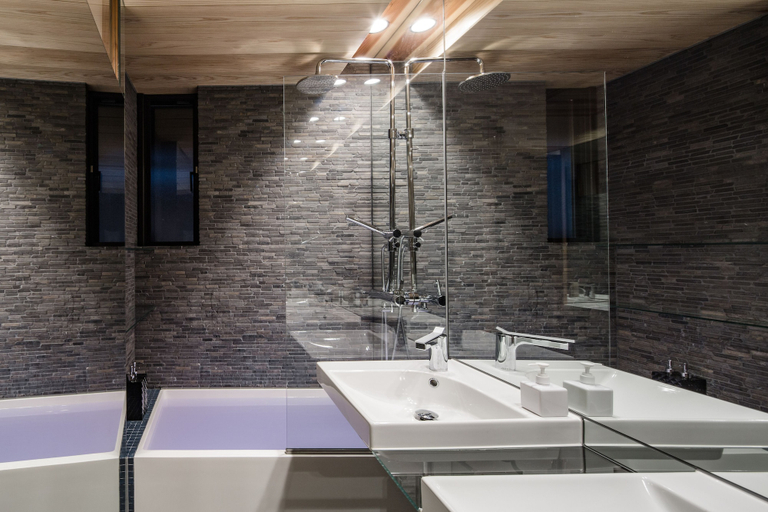 Bathroom 4, Machiya Maya Gion, Kyoto
