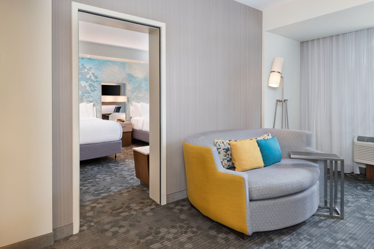 Bedroom 3, Courtyard by Marriott Atlanta Alpharetta/Avalon Area, Fulton