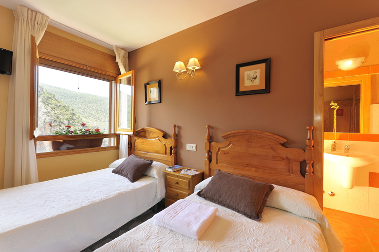 Bedroom 3, Miralmundo Alojamientos Rurales Ayna - HOSTAL RURAL, Albacete