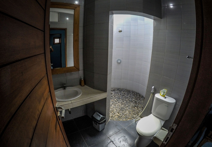 Bathroom 5, Bingin Garden, Badung