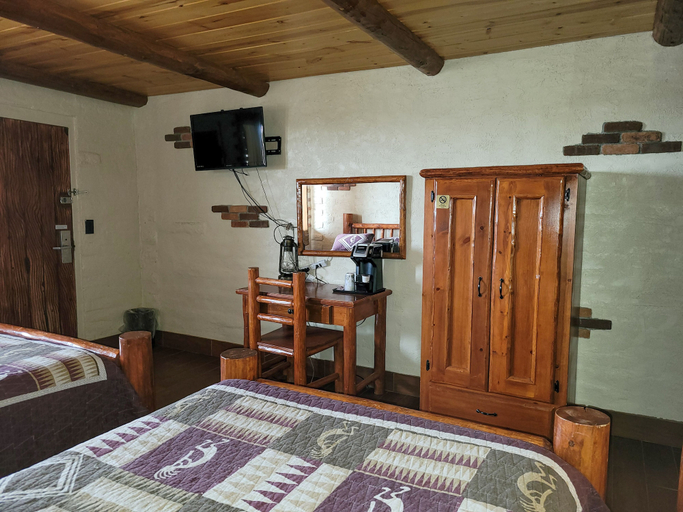Bedroom 4, Grand Canyon Inn, Coconino