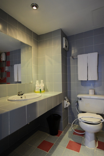 Bathroom, Angket Hip Residence, Pattaya