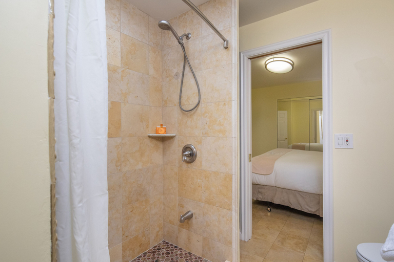 Bathroom 4, Vendange Carmel Inn & Suites, Monterey