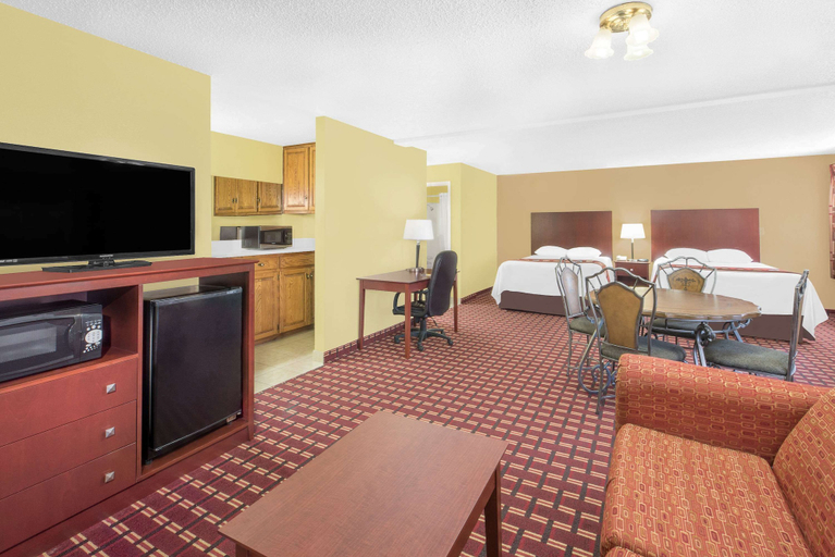 Others 5, Super 8 by Wyndham Kerrville TX, Kerr