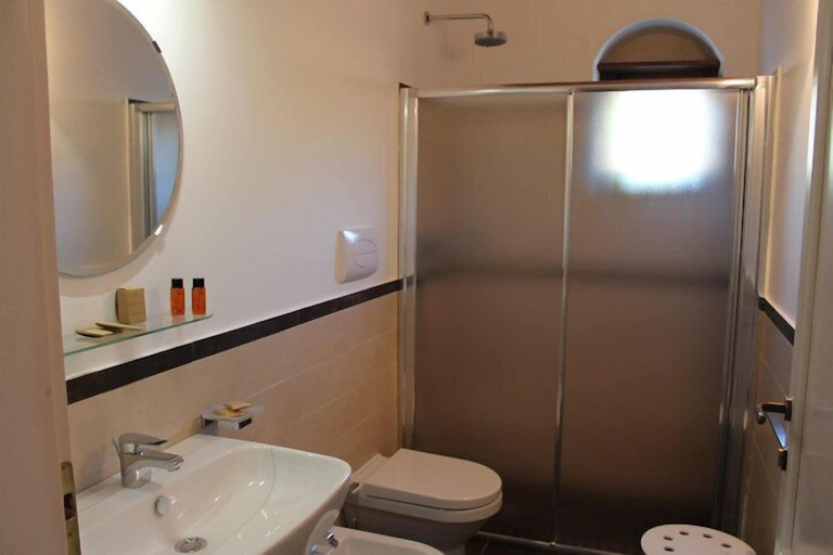 Bathroom 4, Tenuta Zannafondo, Ragusa