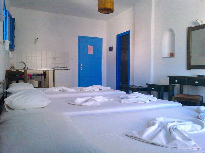 Bedroom 4, Pelagos Studios, South Aegean