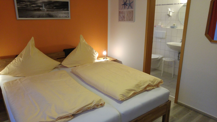 Bedroom 2, Naturwert Hotel Garni Ursula, Aurich