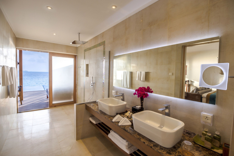 Bathroom 5, Hurawalhi Island Resort