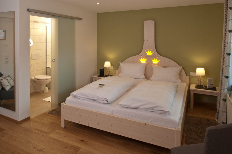 Bedroom 19