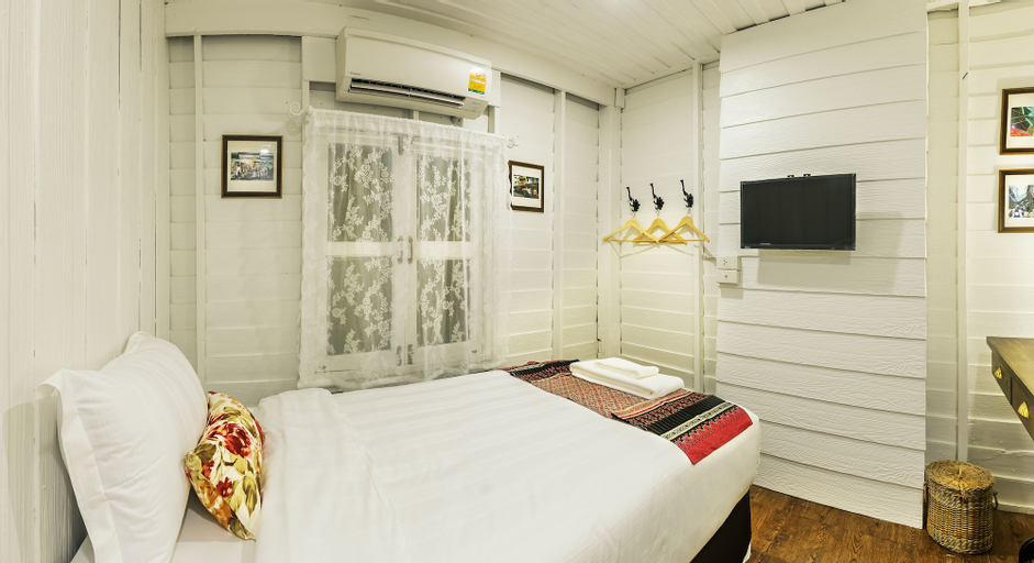 Bedroom 29