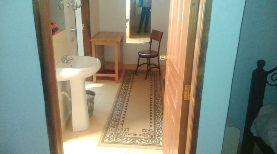 Bathroom, Look Up Guest House, Kajiado West