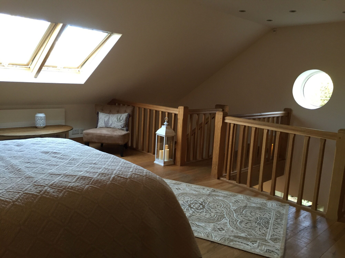 Bedroom 2, The Apple Shed, Bath and North East Somerset