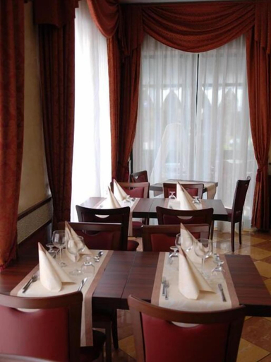 Food & Drinks 5, Hotel Hollywood, Rimini