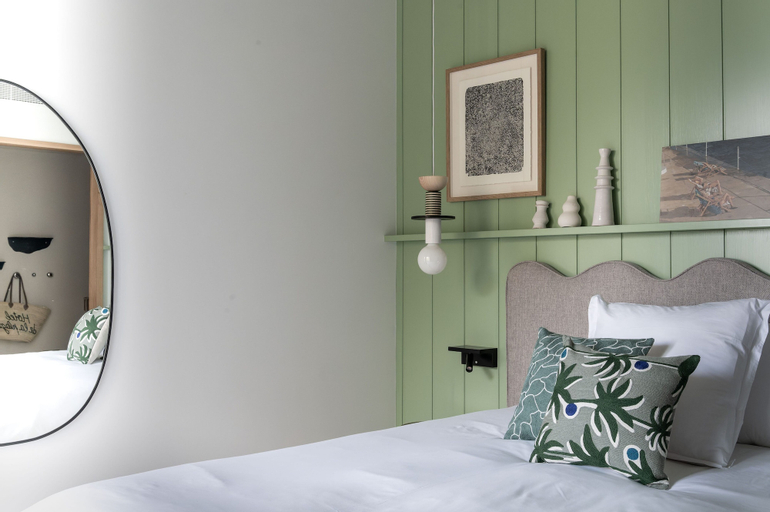 Bedroom 6