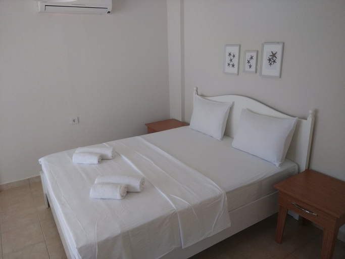 Bedroom 3, Grandma's Garden, Ortaca