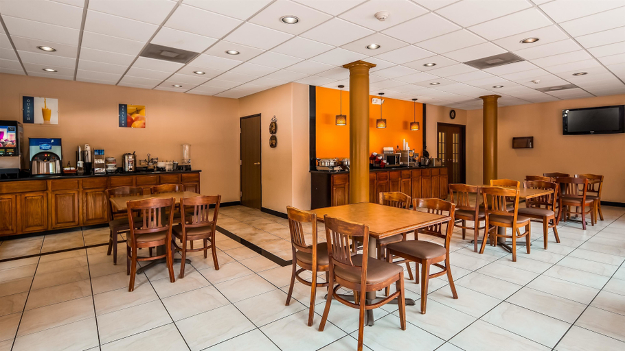 Food & Drinks 5, Best Western Plus The Woodlands, Montgomery