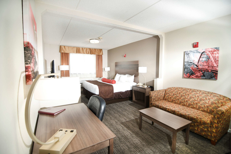 Bedroom 4, Best Western Plus Sandusky Hotel & Suites, Erie