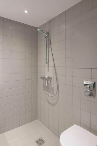 Bathroom 3, Central & New Nordic CPH Apartment, Copenhagen