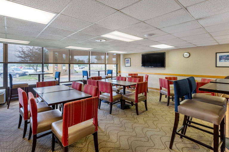 Food & Drinks 5, Comfort Inn Alliance, Stark