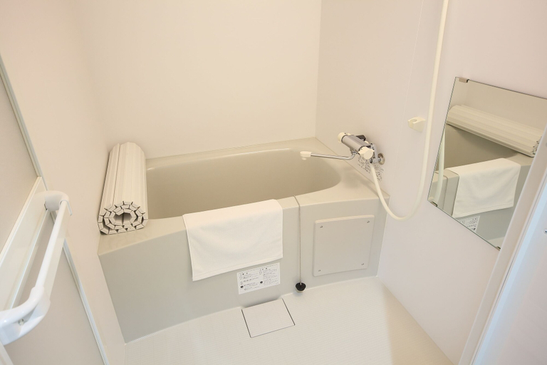Bathroom 4, Apartment Heights HANA, Sakai
