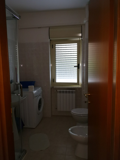 Bathroom 4, Telesia Residence, Benevento