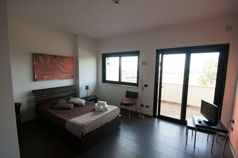 Bedroom 2, Della Piana Residence, Latina