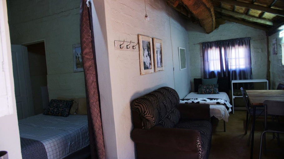 Bedroom 2, Perdehoek Venue, Ngaka Modiri Molema
